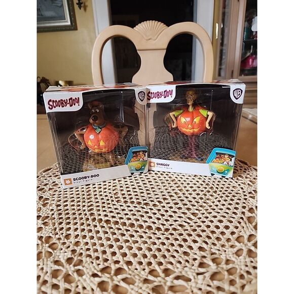 Culturefly Scooby-doo & Shaggy 4.5" Vinyl Figure Set Halloween 2025 Collectible - Picture 1 of 6